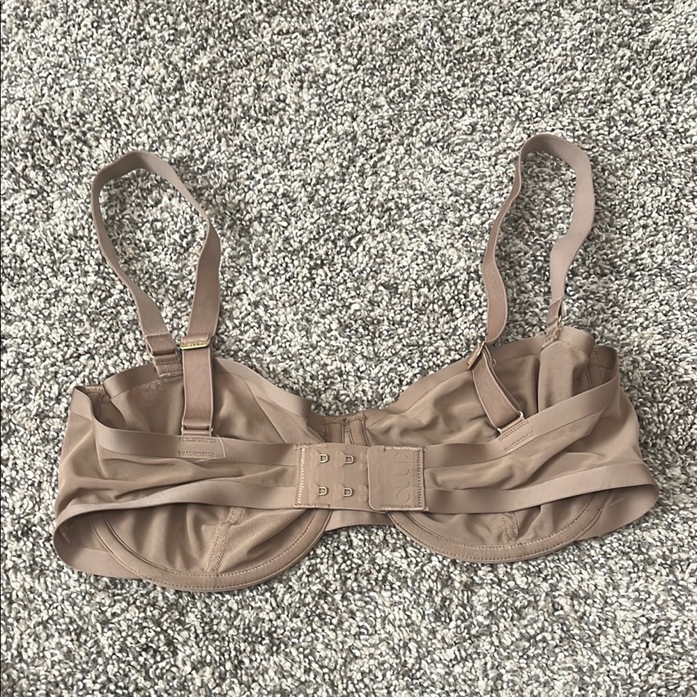 CUUP Balconette Bra with Adjustable Straps - Picture 2 of 6